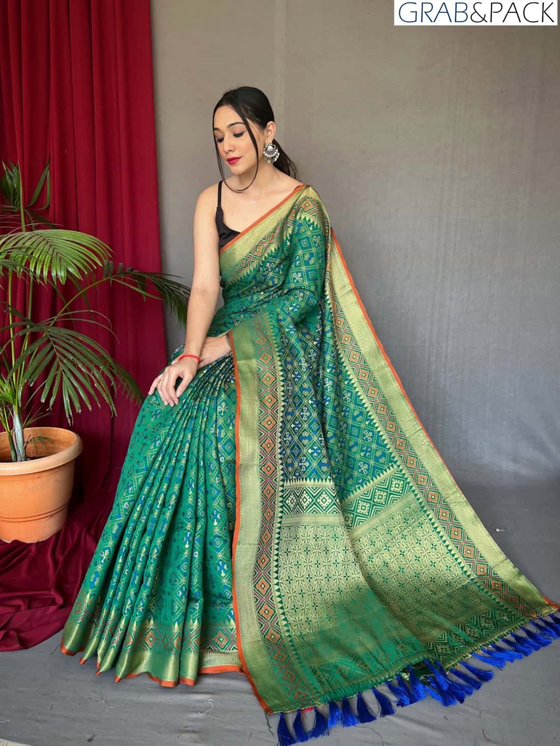 Green Patola Silk Saree GNP230013-3 Green Patola Silk Saree GNP230013-3