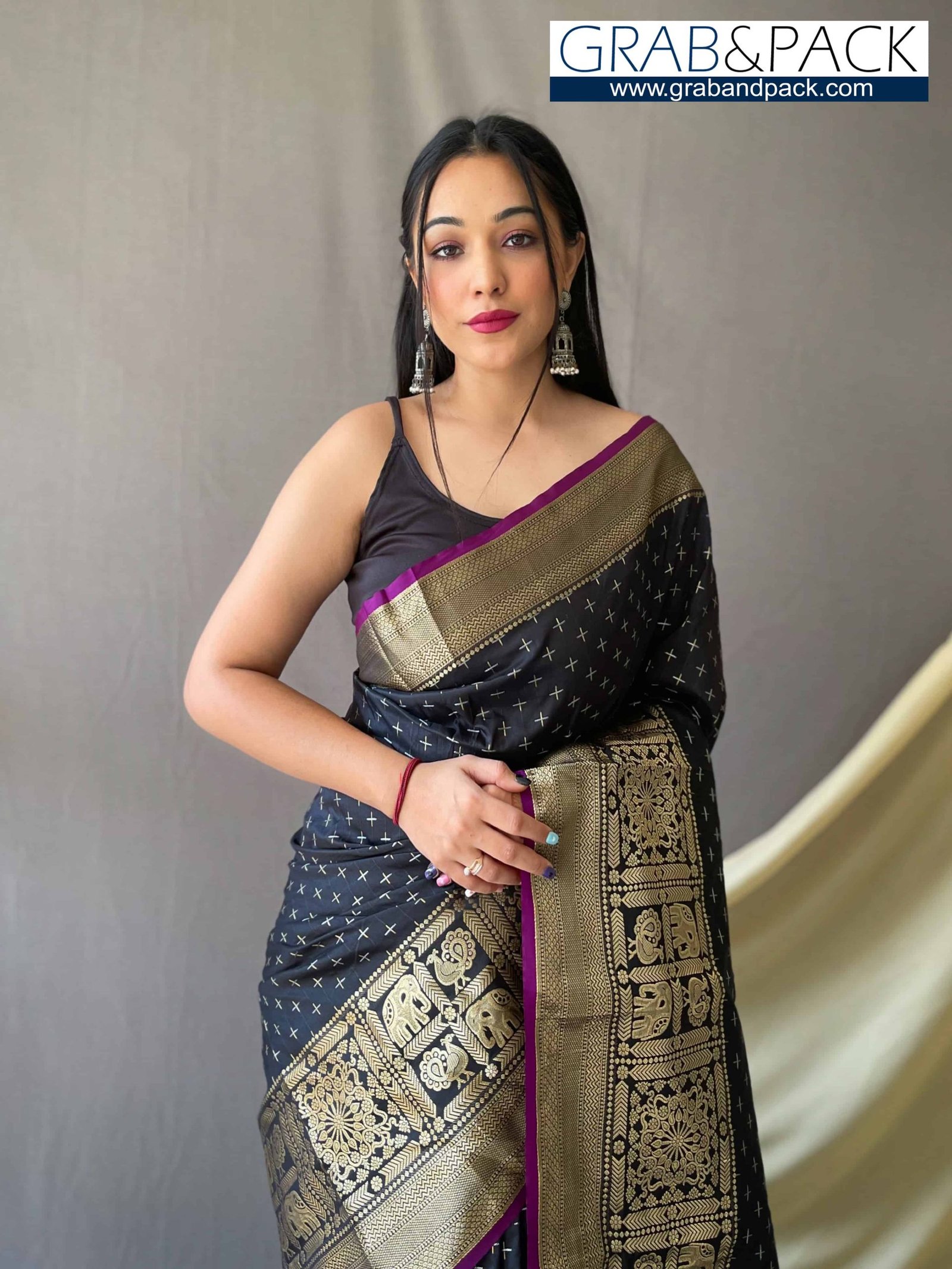 Trendy Black Soft Silk Woven Saree GNP230004-3