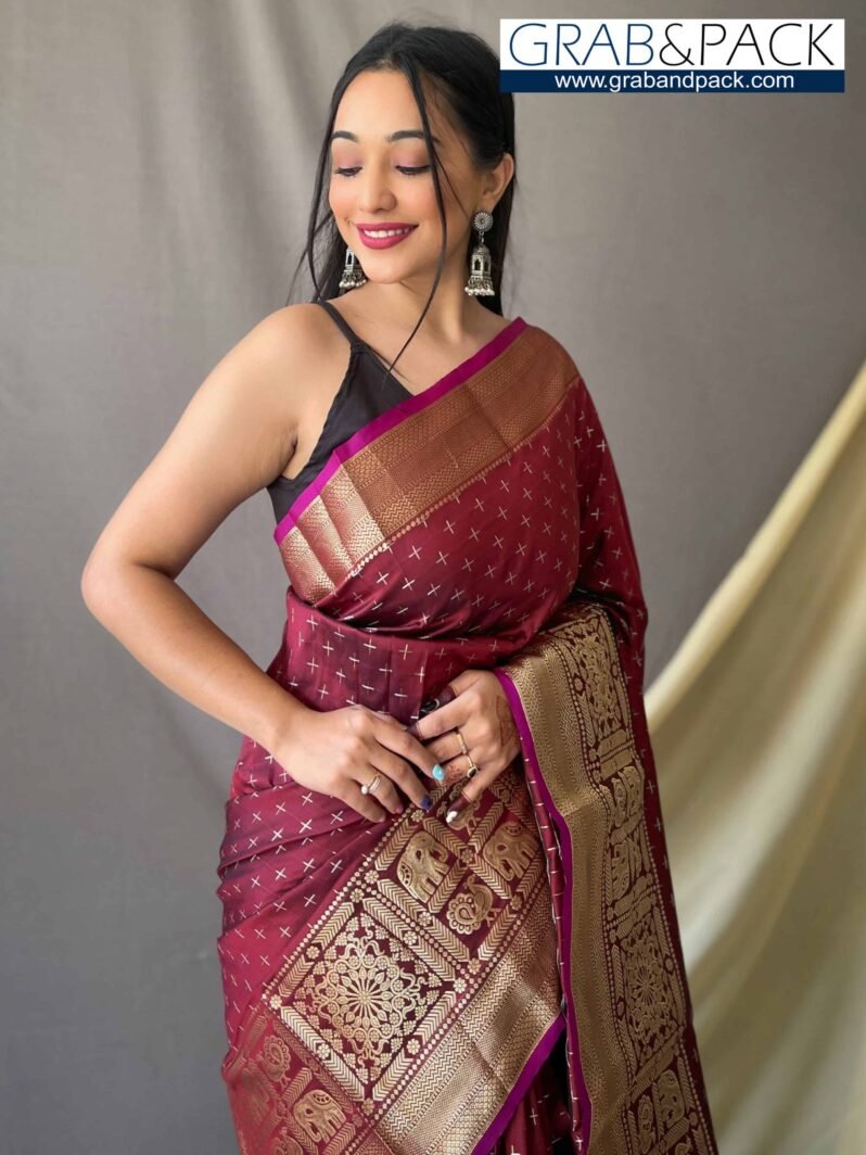Trendy Magenta Soft Silk Woven Saree GNP230009-3