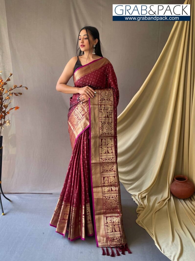 Trendy Magenta Soft Silk Woven Saree GNP230009