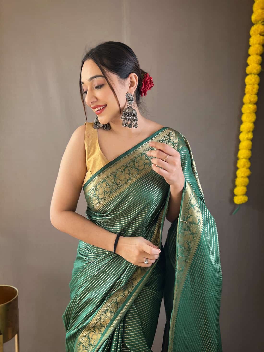 Woven Art Silk Saree in Green GNP230017-3